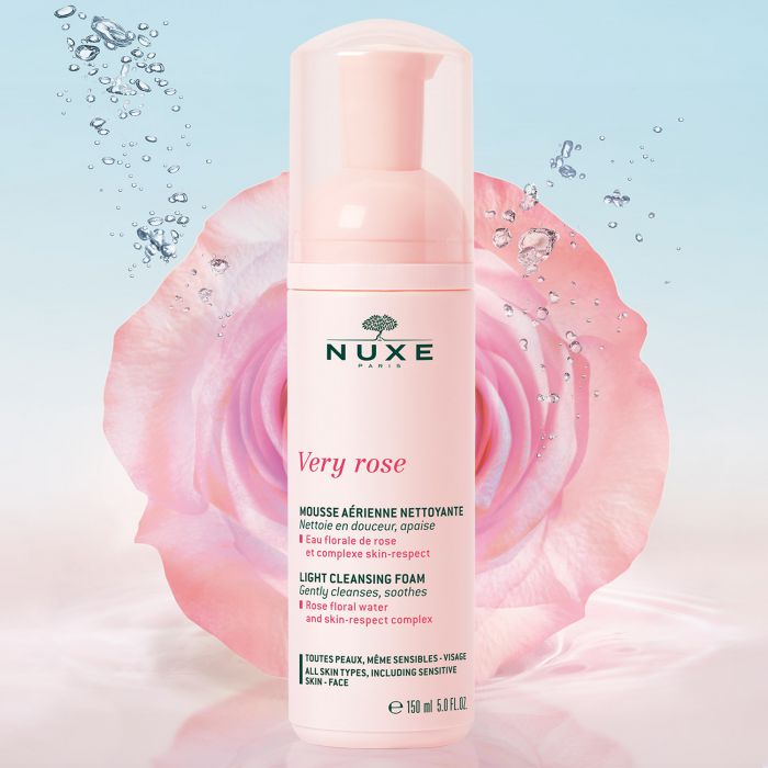 Very Rose Light Cleansing Foam