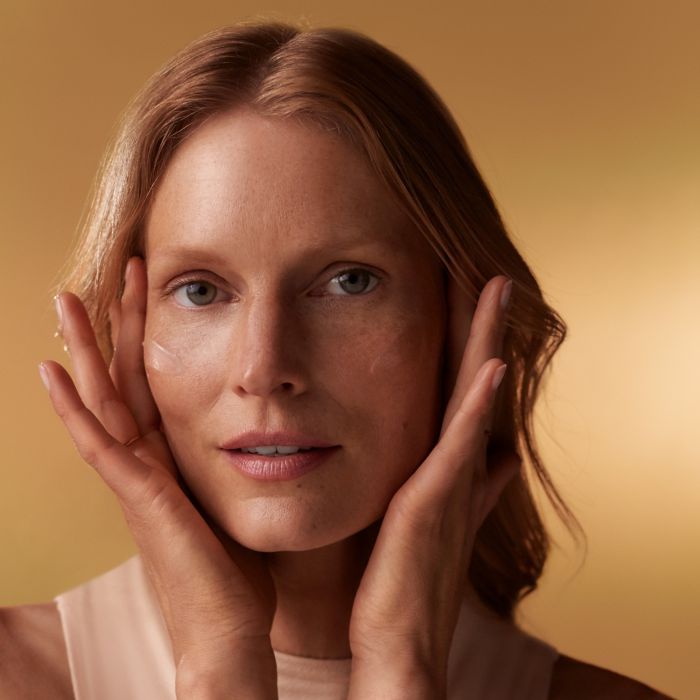 Future Solution Lx Firming Serum